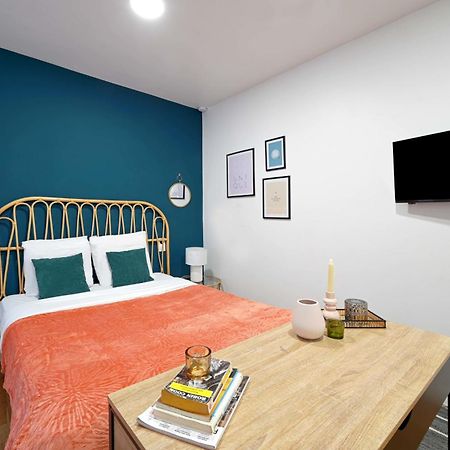 Modern Studio Fully Renovated 巴黎 外观 照片