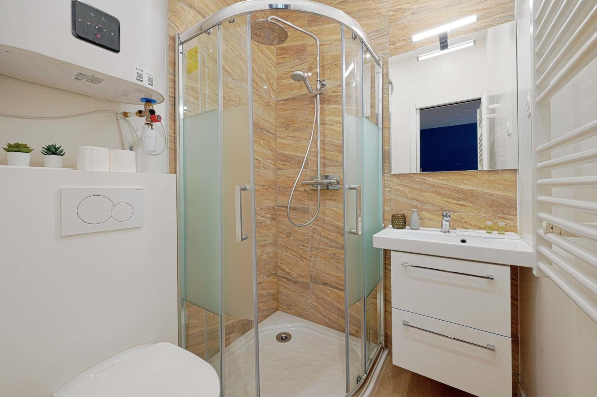 Modern Studio Fully Renovated 巴黎 外观 照片